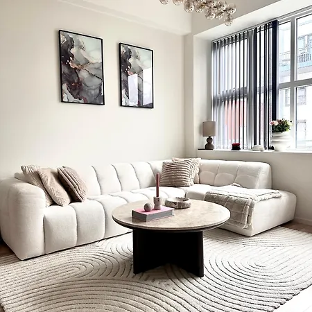 City Apartments Apartment
